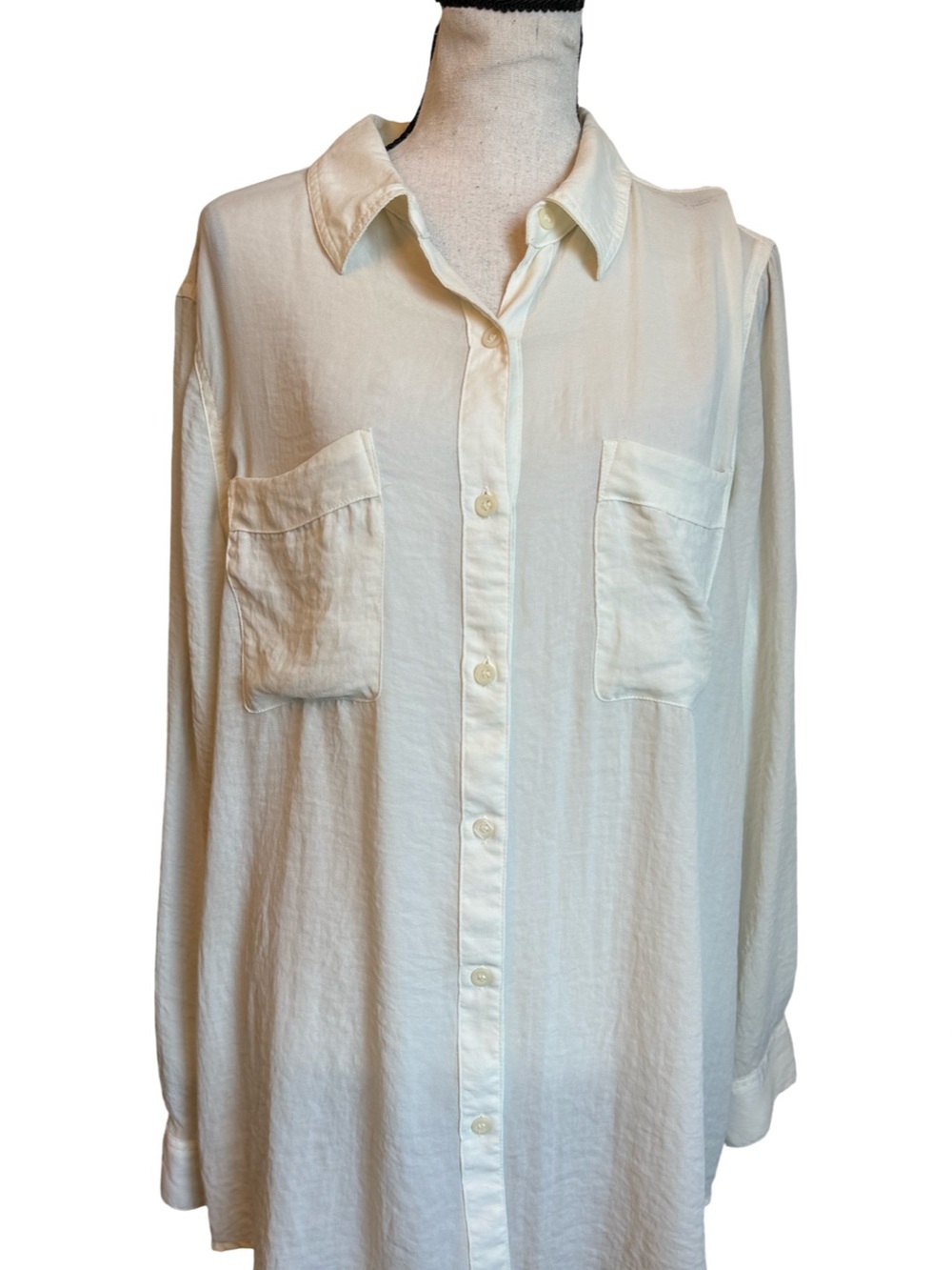 a.n.a A New Approach Ivory Button Front Tunic Blouse Large NWT